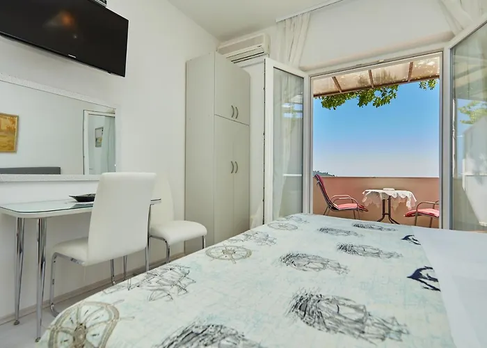 Dalmatin Apartment *